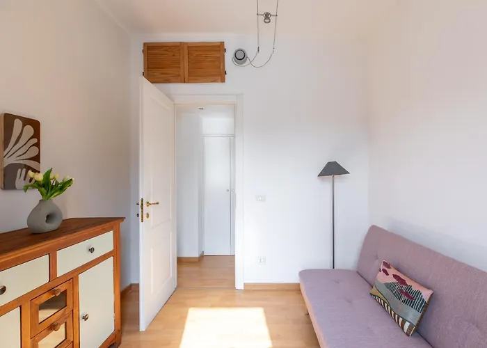 Iflat Cozy Flat With A View In San Giovanni Rome